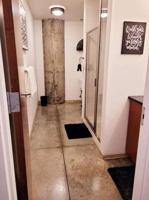 Staycation City Loft Free Gated Parking Saint Louis Esterno foto